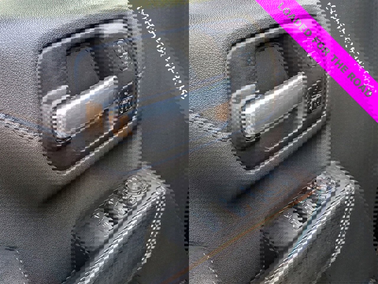 Used 2020 Chevrolet Silverado 2500 LTZ w/ LTZ Premium Package image 8