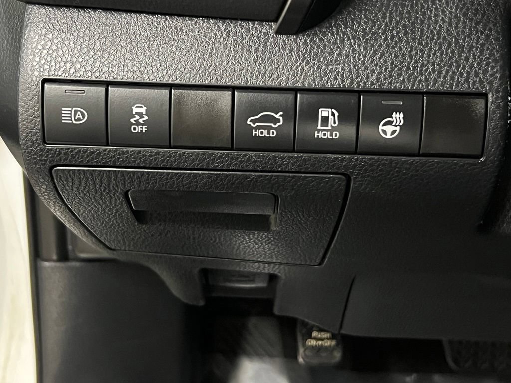 Used 2024 Toyota Camry SE FWD image 15