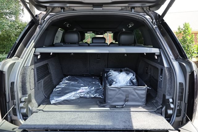New 2026 Land Rover Range Rover SE AWD/4WD image 38
