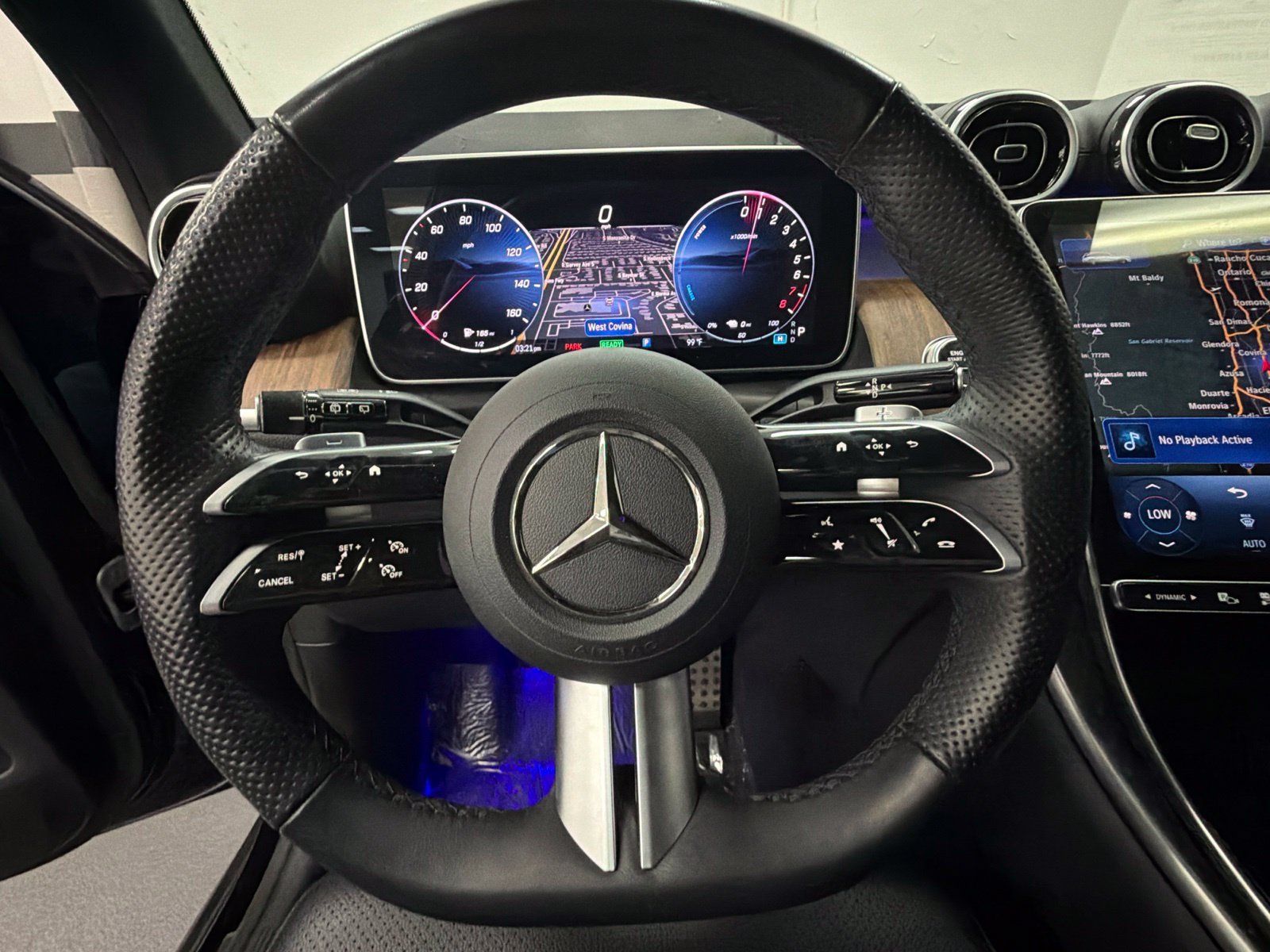 Used 2025 Mercedes-Benz GLC 350e 4MATIC image 27