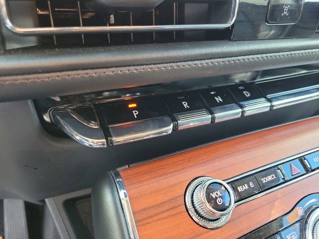 Used 2024 Lincoln Aviator Reserve image 23