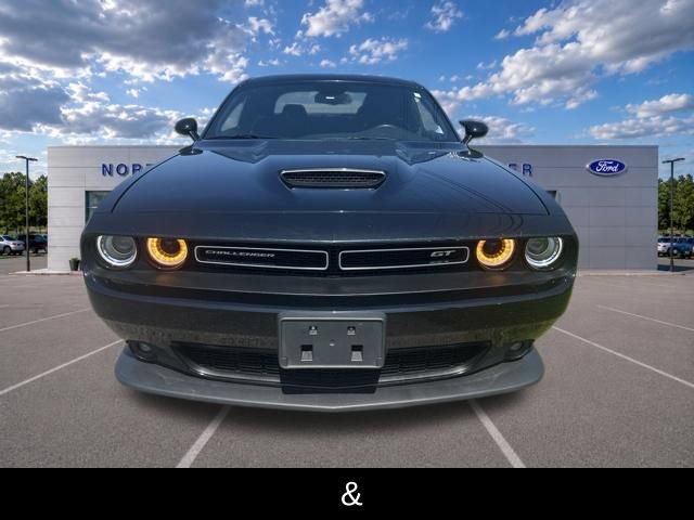 Used 2022 Dodge Challenger GT AWD/4WD image 3