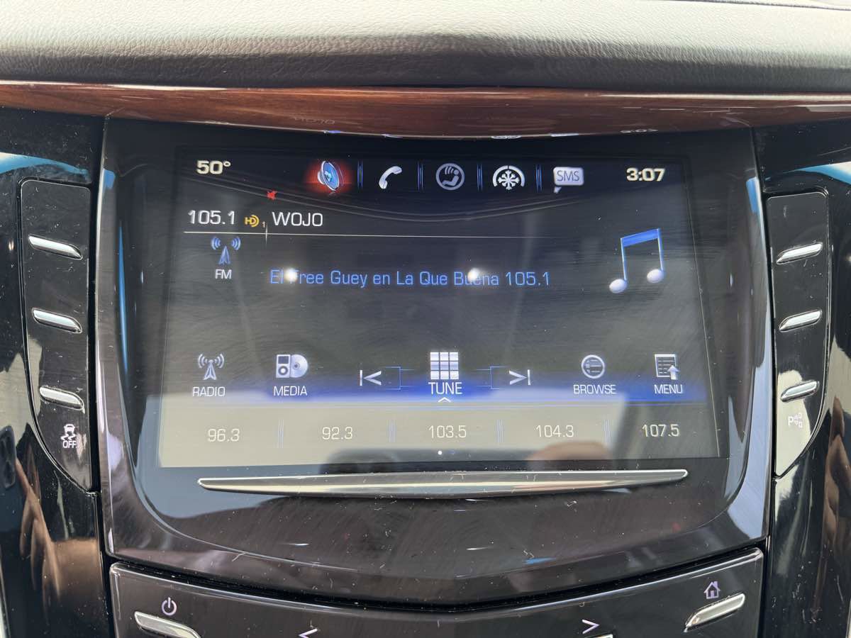 Used 2017 Cadillac Escalade Luxury AWD/4WD image 15