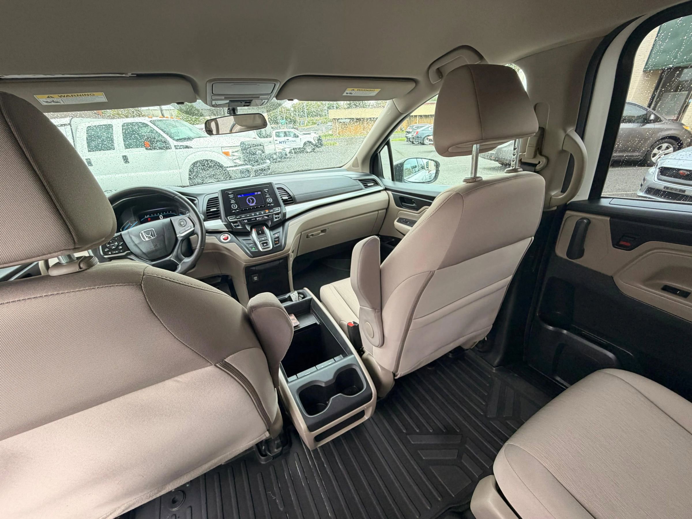 Used 2018 Honda Odyssey LX image 22