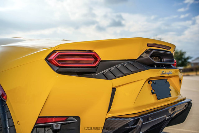 Used 2026 Lamborghini Temerario AWD/4WD image 61