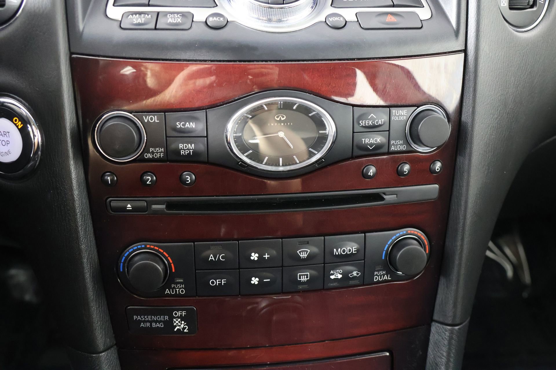 Used 2017 INFINITI QX50 Base image 29