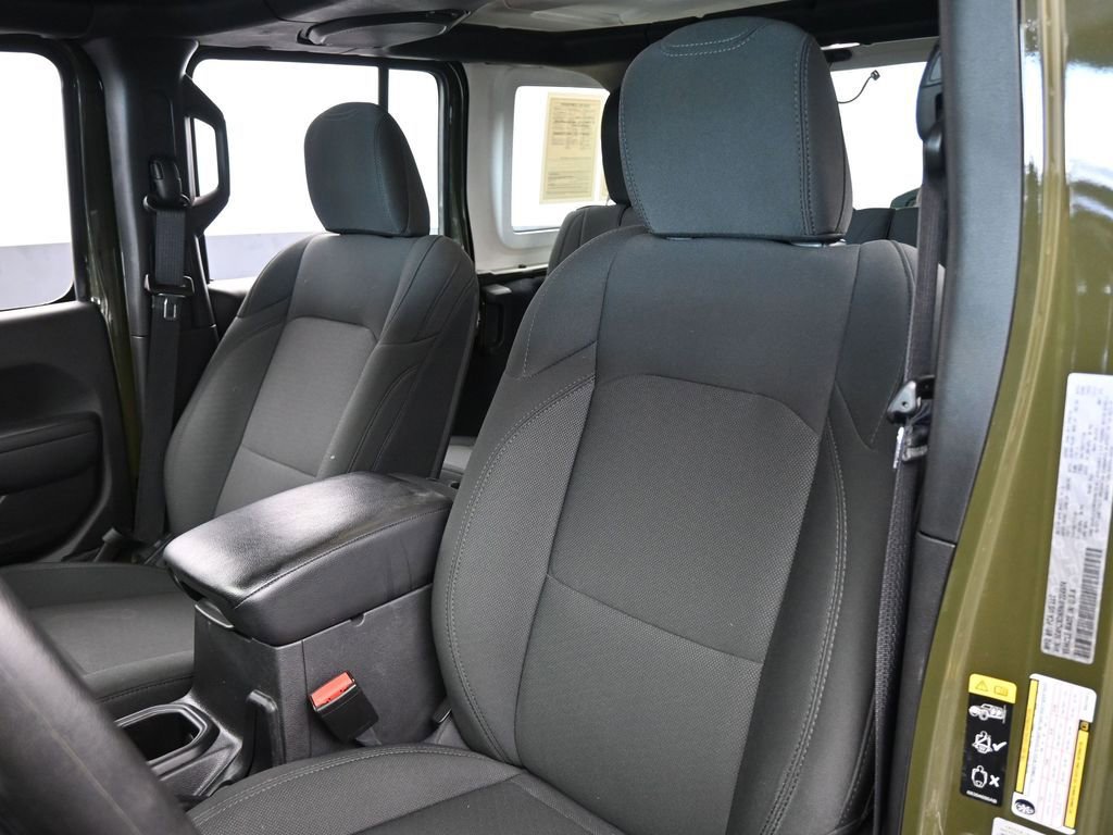 Used 2022 Jeep Wrangler Unlimited Sport image 10