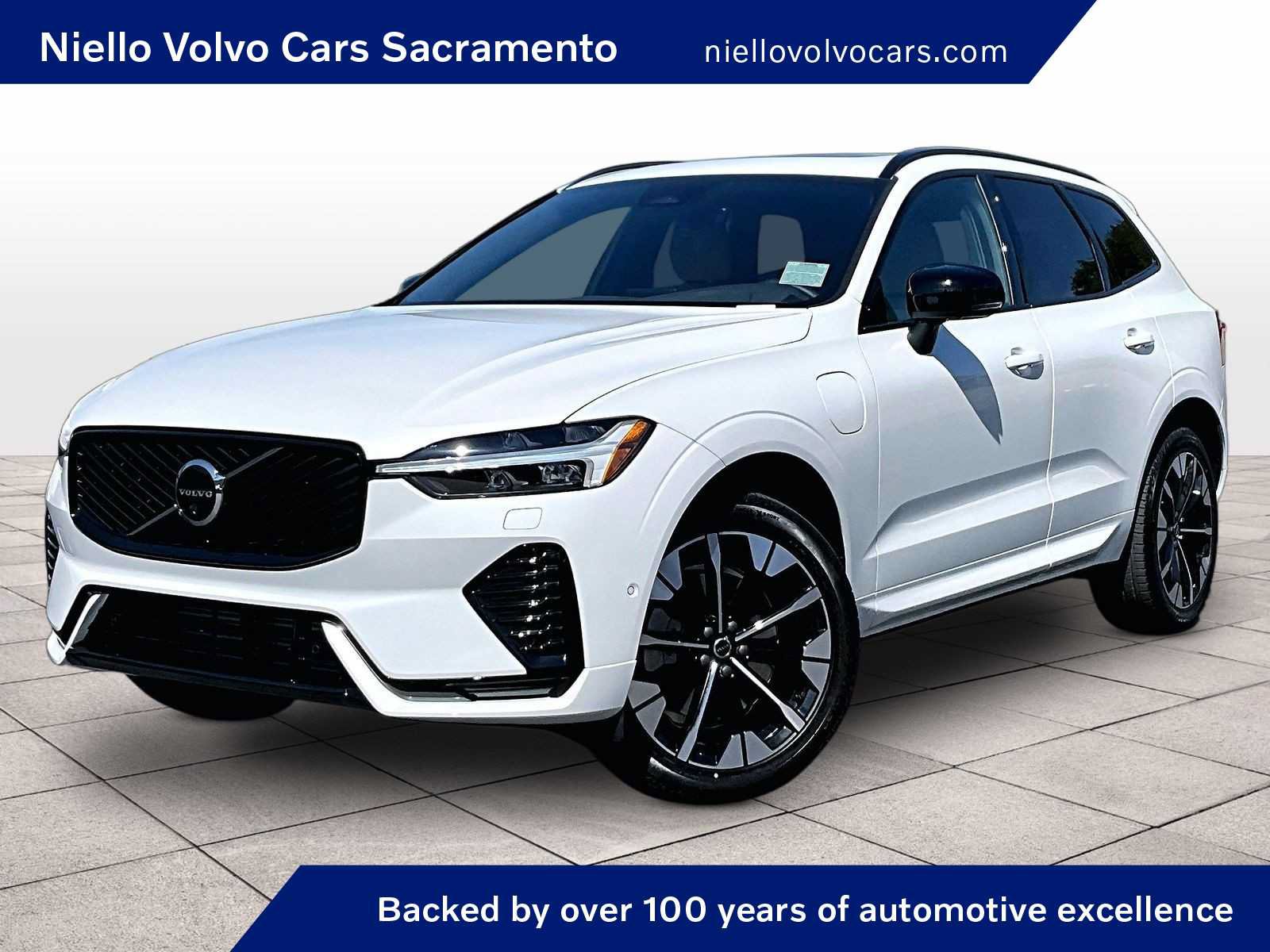 Used 2026 Volvo XC60 T8 Plus w/ Protection Package Premier AWD/4WD image 1