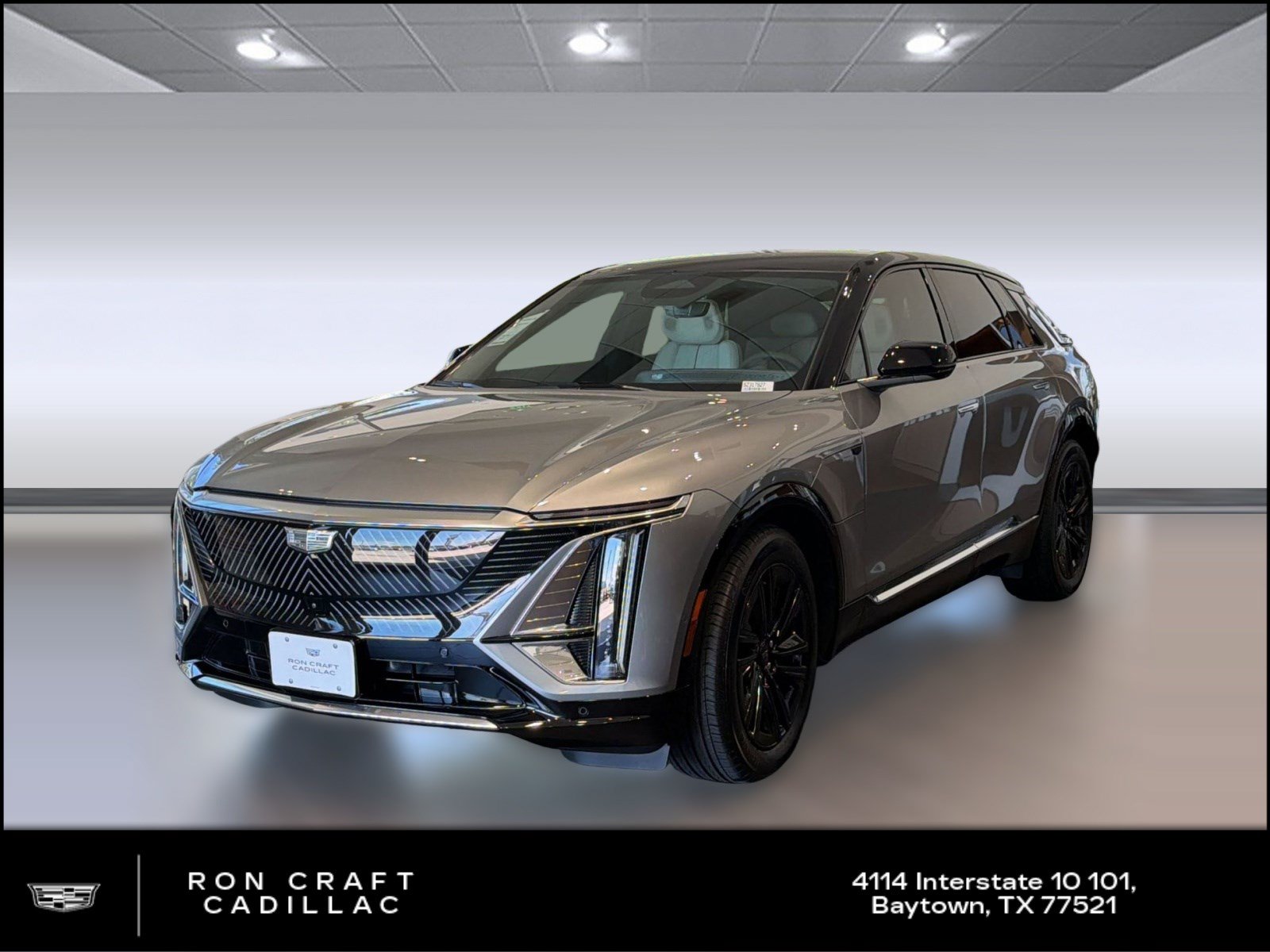 New 2025 Cadillac Lyriq Luxury RWD image 1