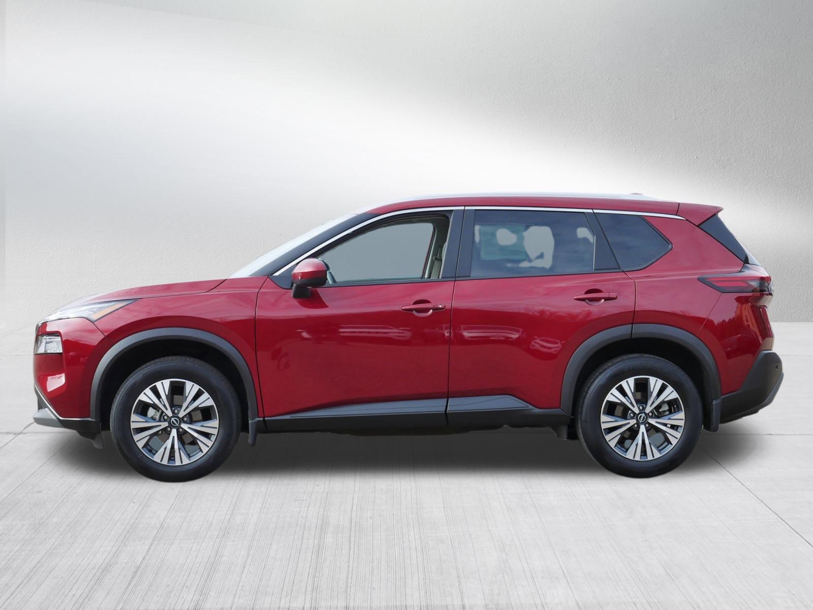 Used 2023 Nissan Rogue SV w/ SV Premium B Package image 4