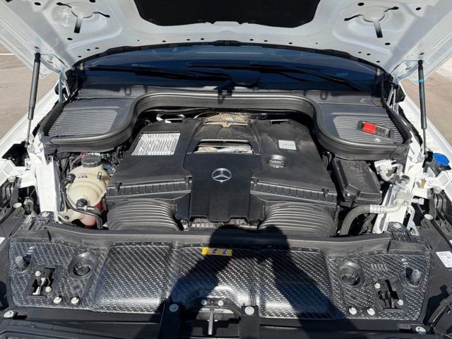 Used 2024 Mercedes-Benz GLE 580 4MATIC image 12