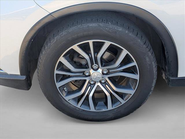 Used 2017 Mitsubishi Outlander GT image 9