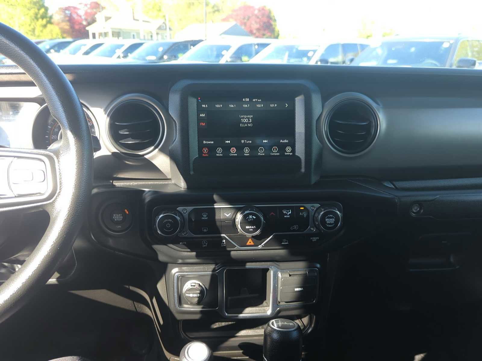 Used 2022 Jeep Gladiator Sport AWD/4WD image 21