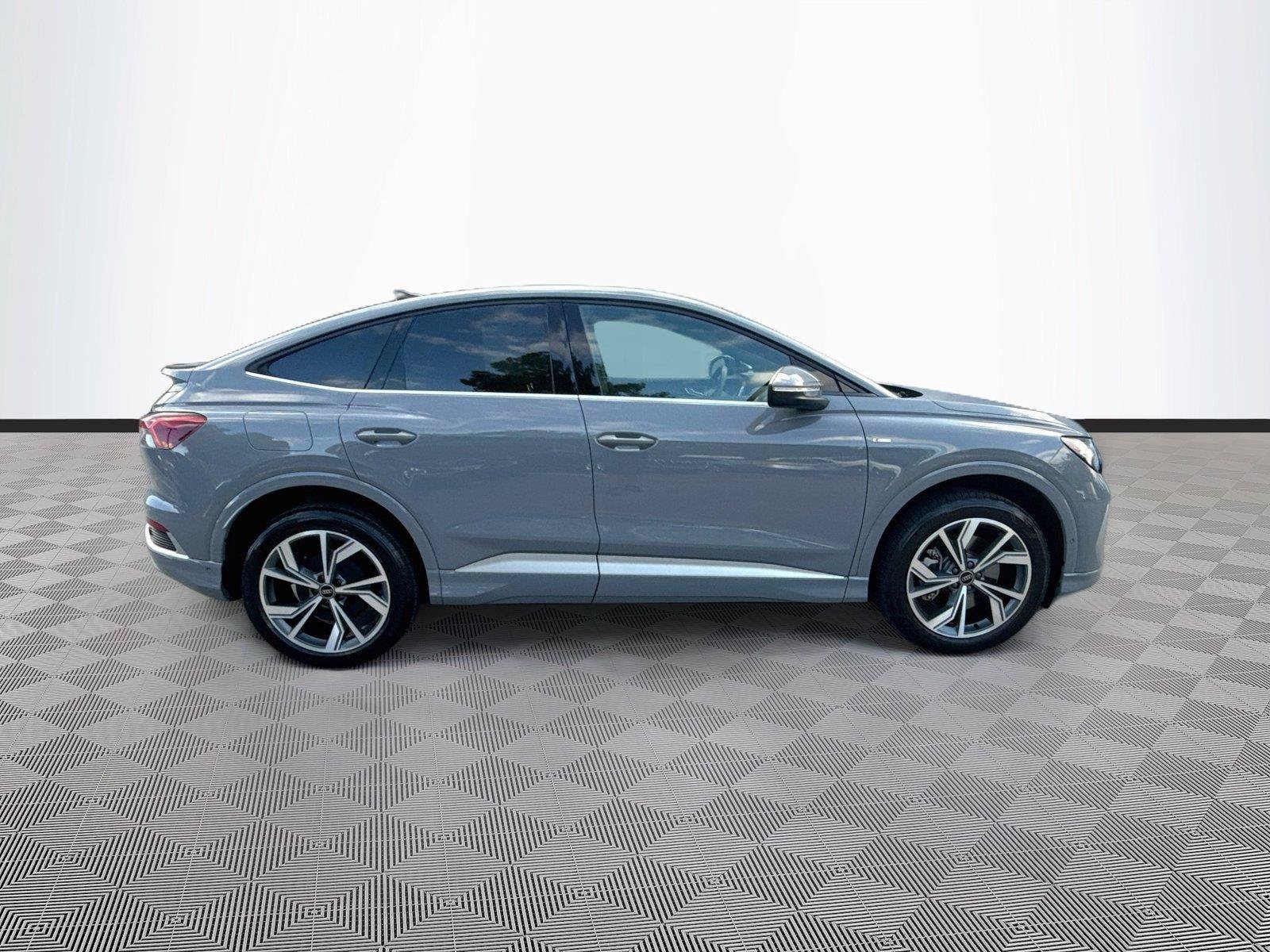 Used 2023 Audi Q4 e-tron Premium Plus AWD/4WD image 8