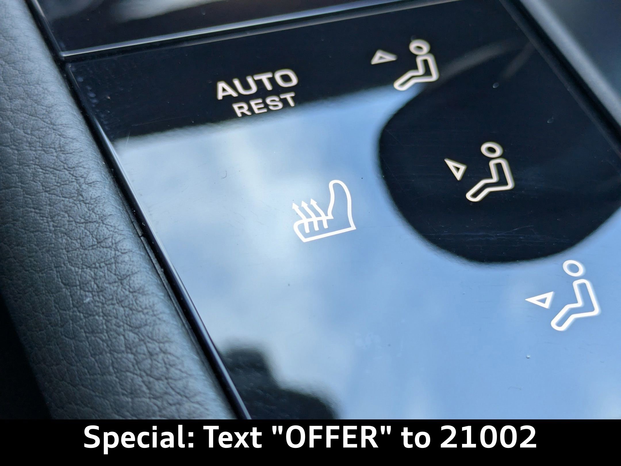 Used 2022 Porsche Macan image 25