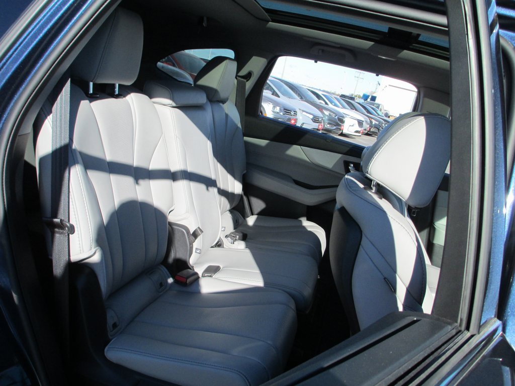 Used 2025 Acura MDX w/ Technology Package image 22