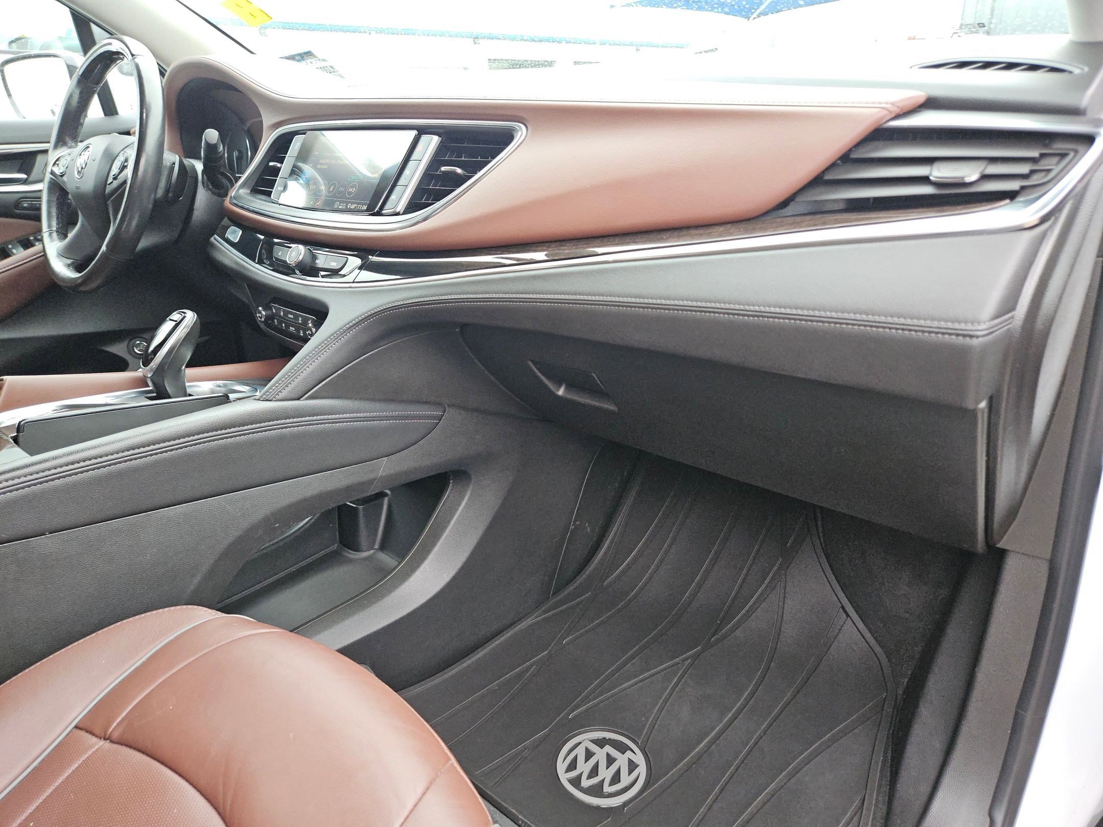 Certified 2021 Buick Enclave Avenir w/ Avenir Technology Package FWD image 27