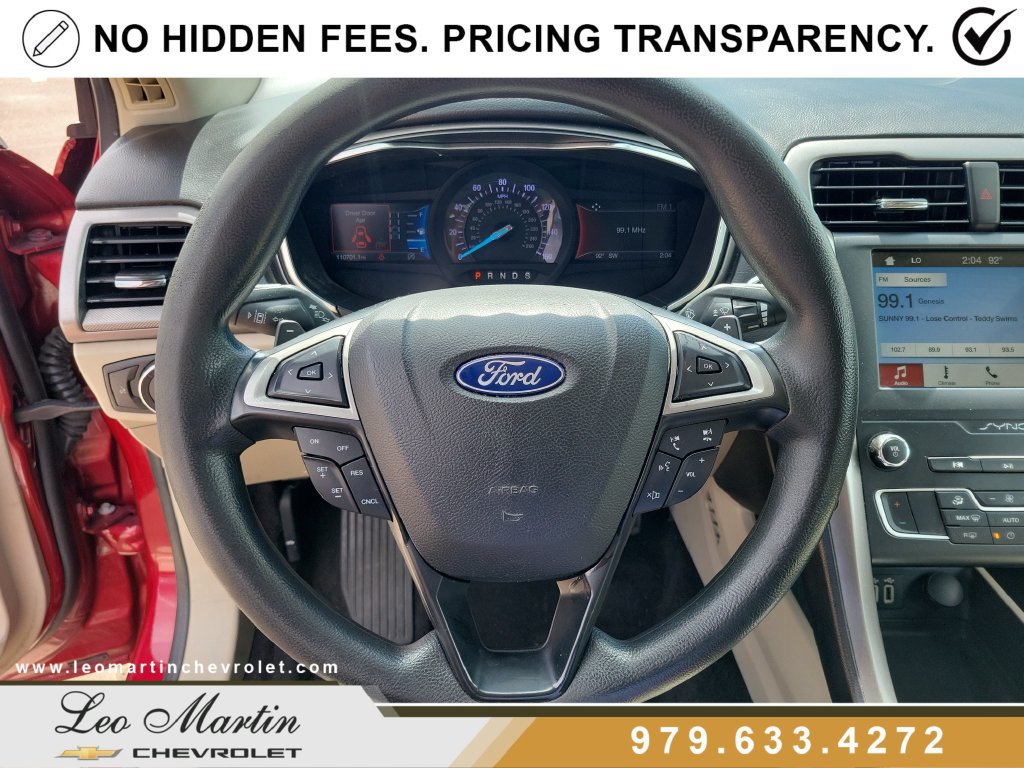 Used 2019 Ford Fusion SE FWD image 18