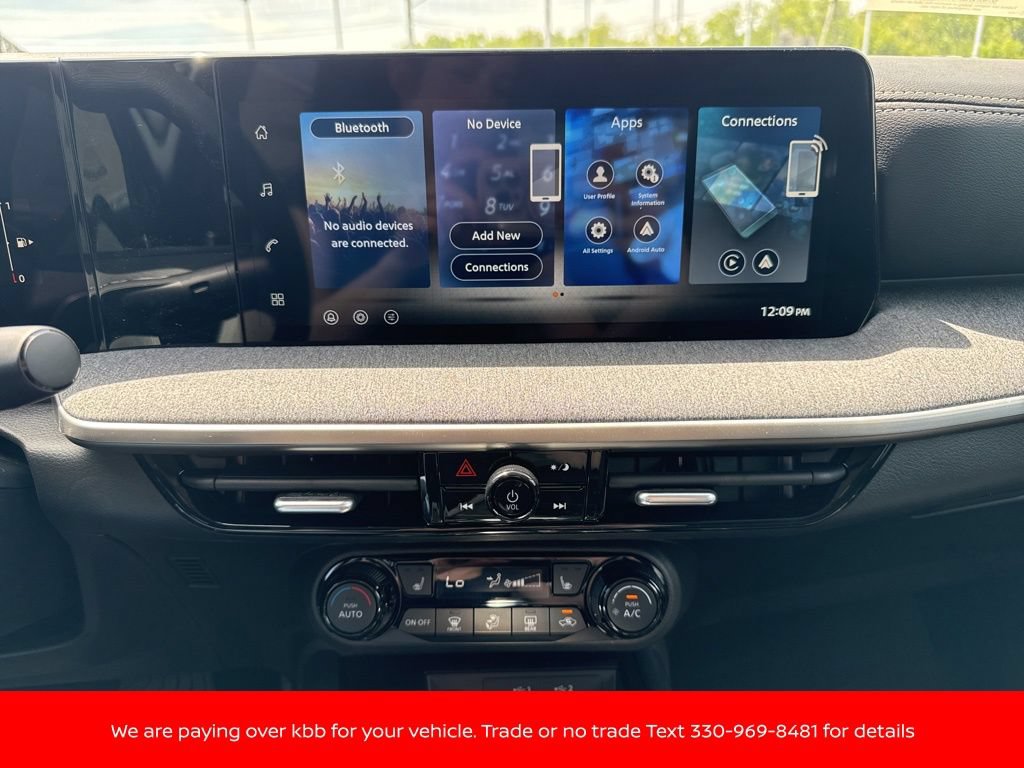 New 2026 Nissan Kicks SV w/ Interior Electronics Package AWD/4WD image 16