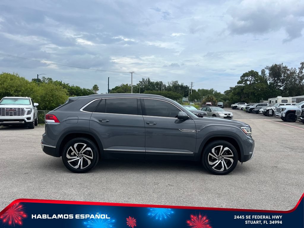 Used 2020 Volkswagen Atlas Cross Sport SEL Premium AWD/4WD image 4