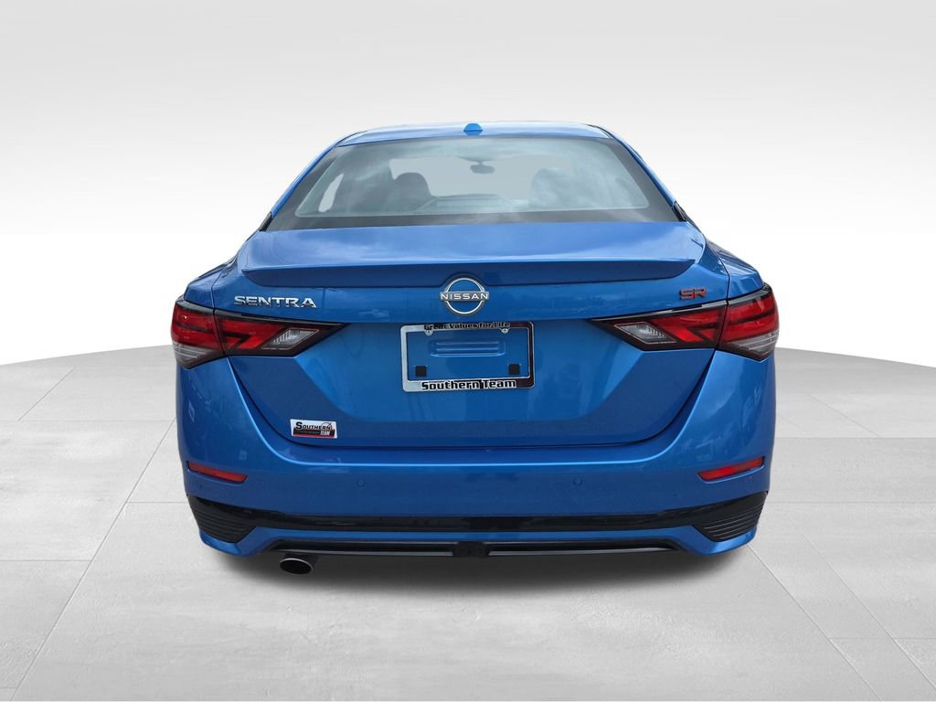 Used 2025 Nissan Sentra SR FWD image 5