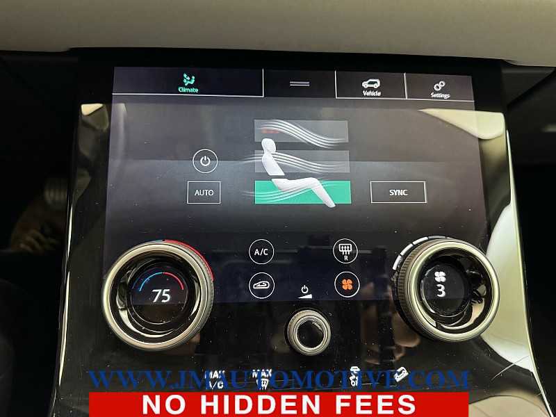 Used 2020 Land Rover Range Rover Evoque SE image 29