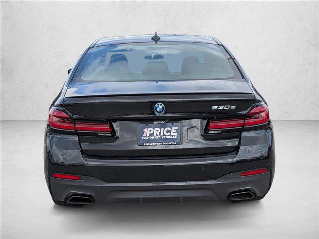Used 2023 BMW 530e w/ M Sport Package RWD image 7