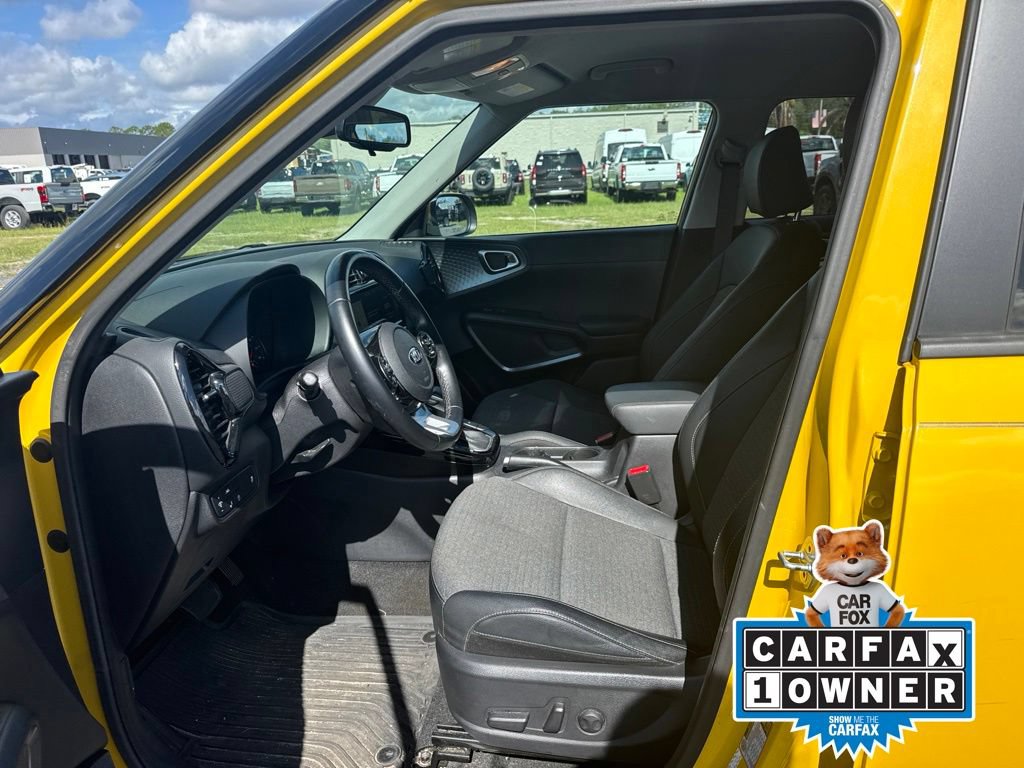 Used 2020 Kia Soul EX w/ Option Group 015 FWD image 11