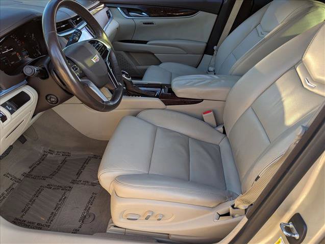 Used 2016 Cadillac XTS Luxury image 16