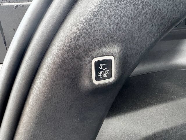 Used 2025 Jeep Wagoneer S Limited AWD/4WD image 19