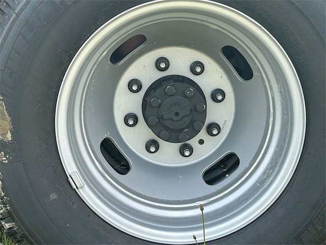 New 2025 Ford F350 XL w/ XL Chrome Package image 23