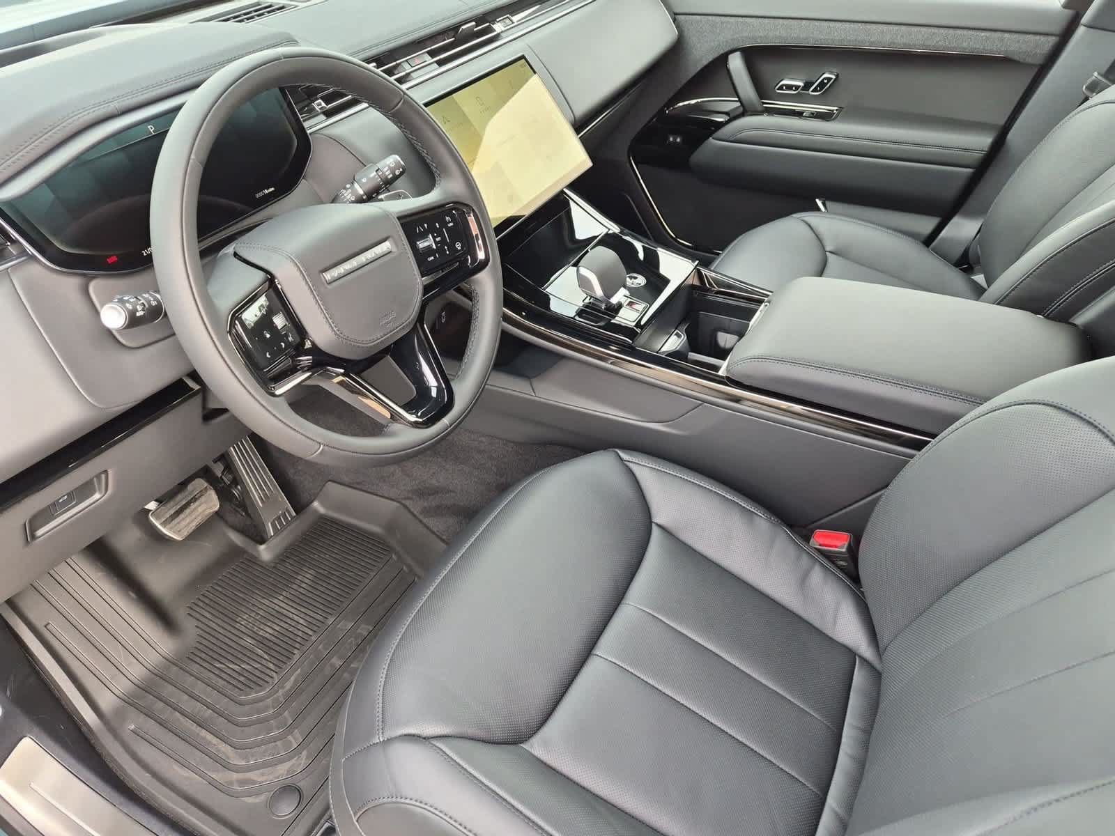New 2026 Land Rover Range Rover Sport Dynamic SE AWD/4WD image 2
