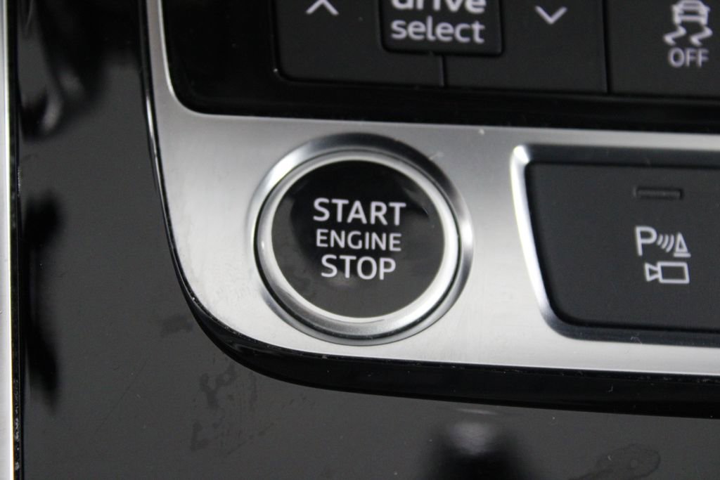 Used 2023 Audi Q7 3.0T Premium Plus image 30