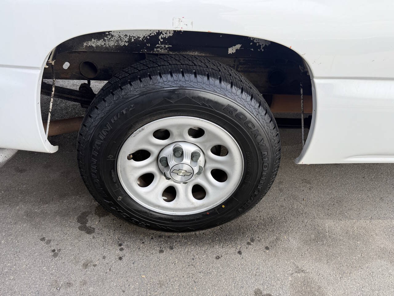 Used 2007 Chevrolet Silverado 1500 W/T RWD image 15