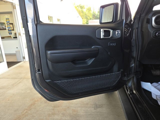 Used 2021 Jeep Wrangler Sport S image 39