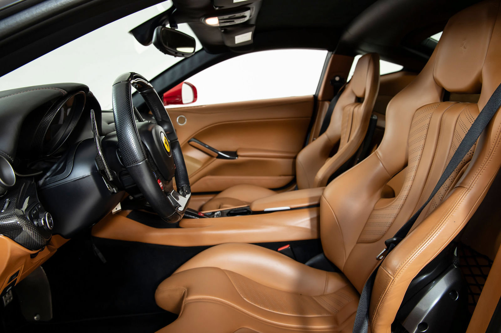 Certified 2015 Ferrari F12 Berlinetta RWD image 5