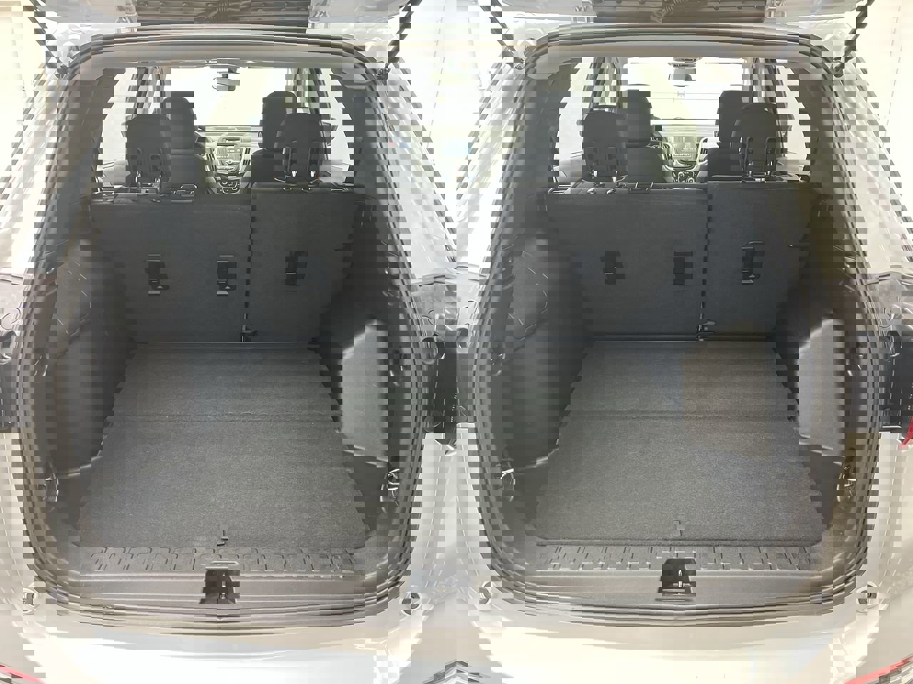 Used 2018 Chevrolet Equinox LS image 24