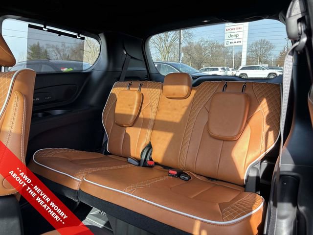 New 2026 Chrysler Pacifica Pinnacle w/ Trailer Tow Group image 7