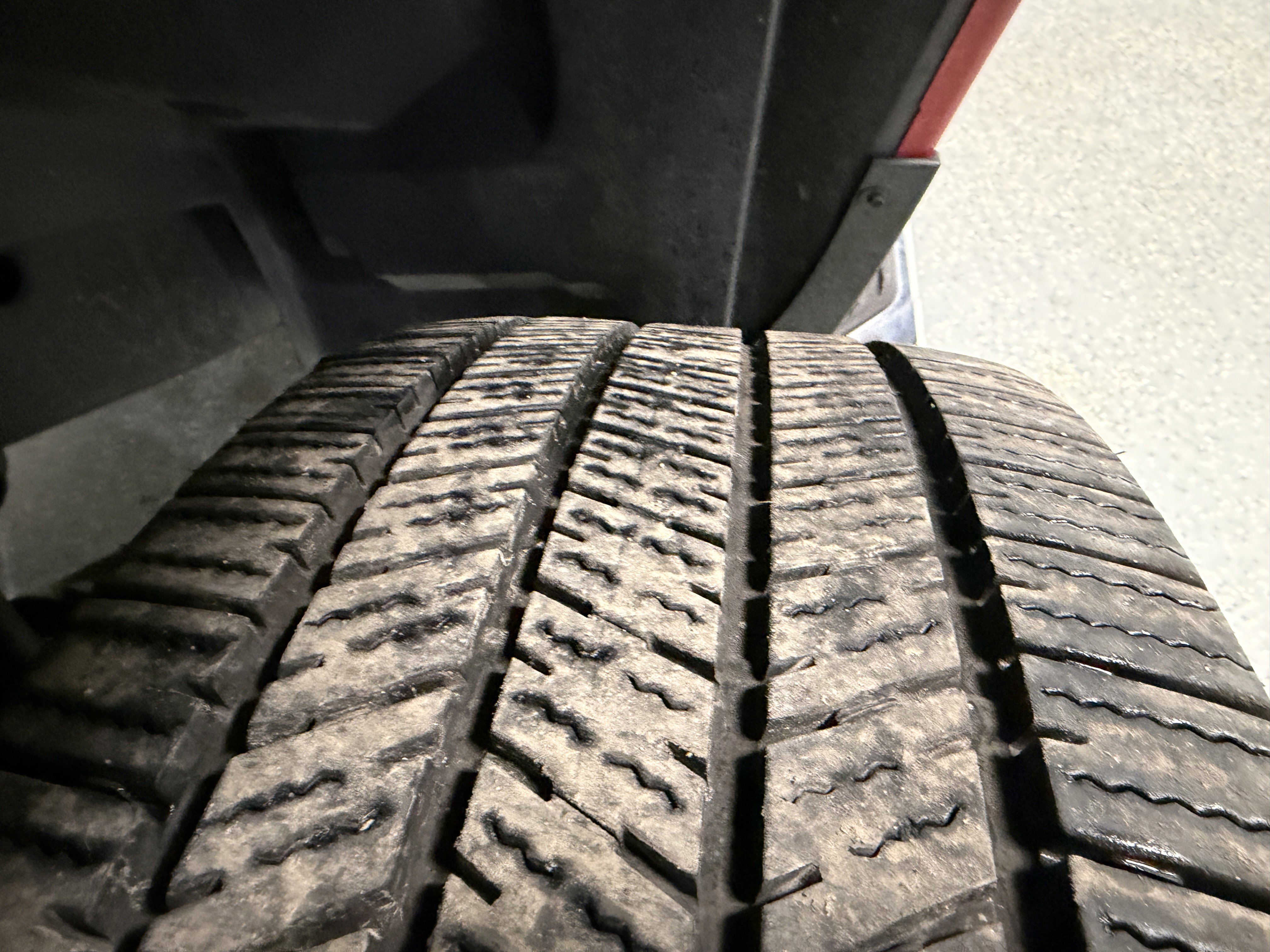 Used 2024 RAM 2500 Big Horn w/ Bed Utility Group image 37