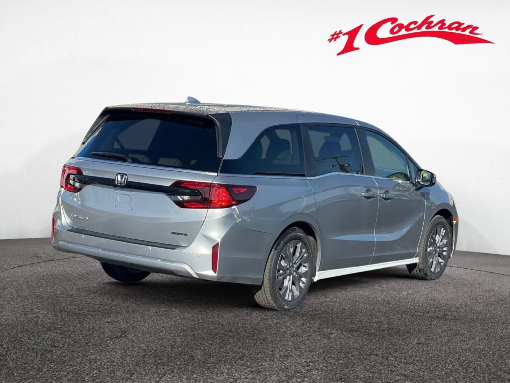 New 2026 Honda Odyssey Touring image 5