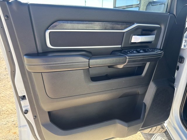 Used 2024 RAM 2500 Big Horn image 25