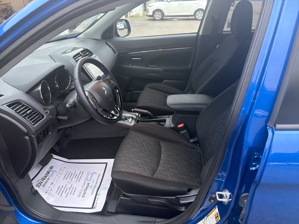 Used 2026 Mitsubishi Outlander Sport LE AWD/4WD image 13