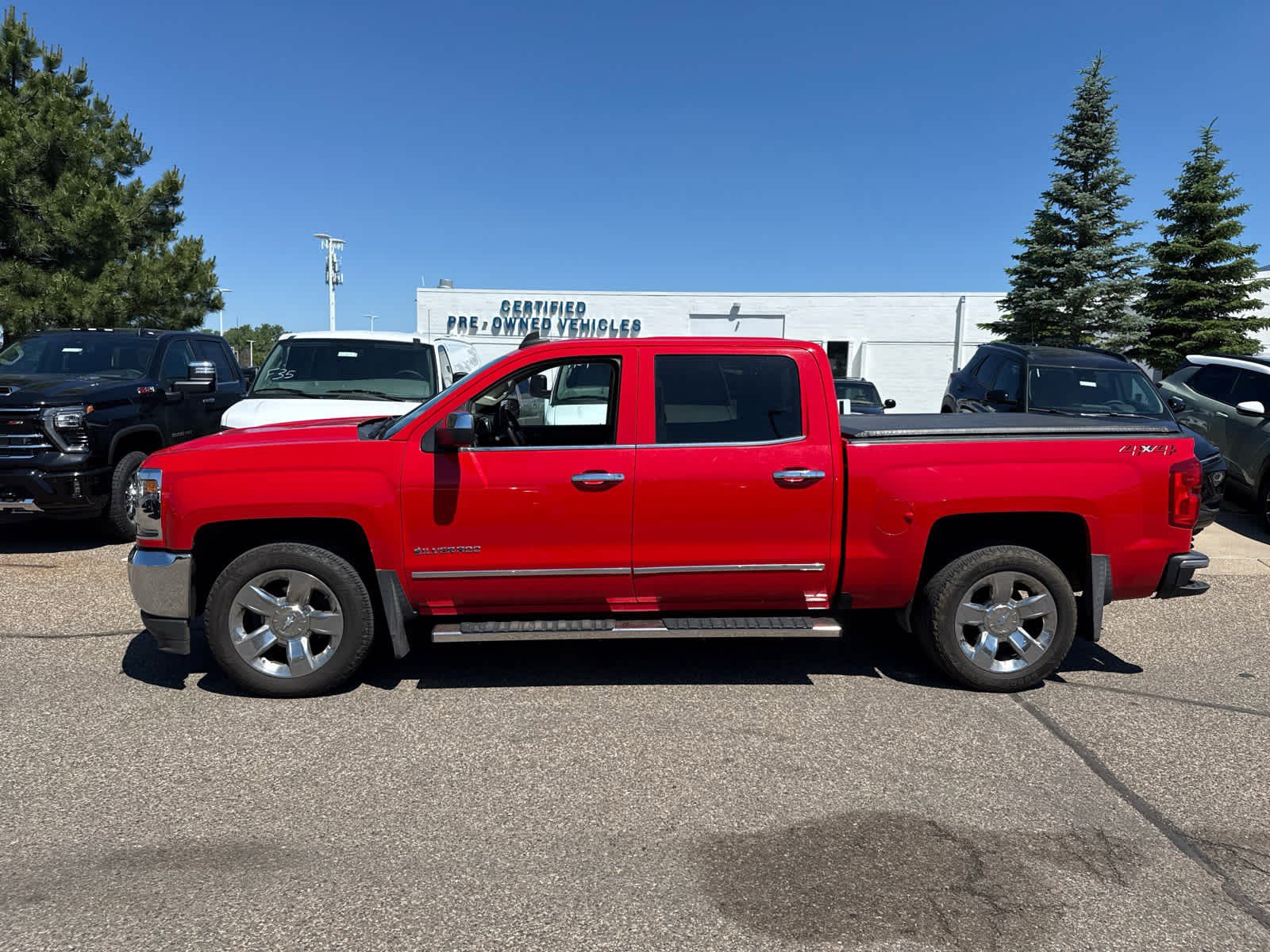 Used 2018 Chevrolet Silverado 1500 LTZ w/ Sport Package AWD/4WD image 9
