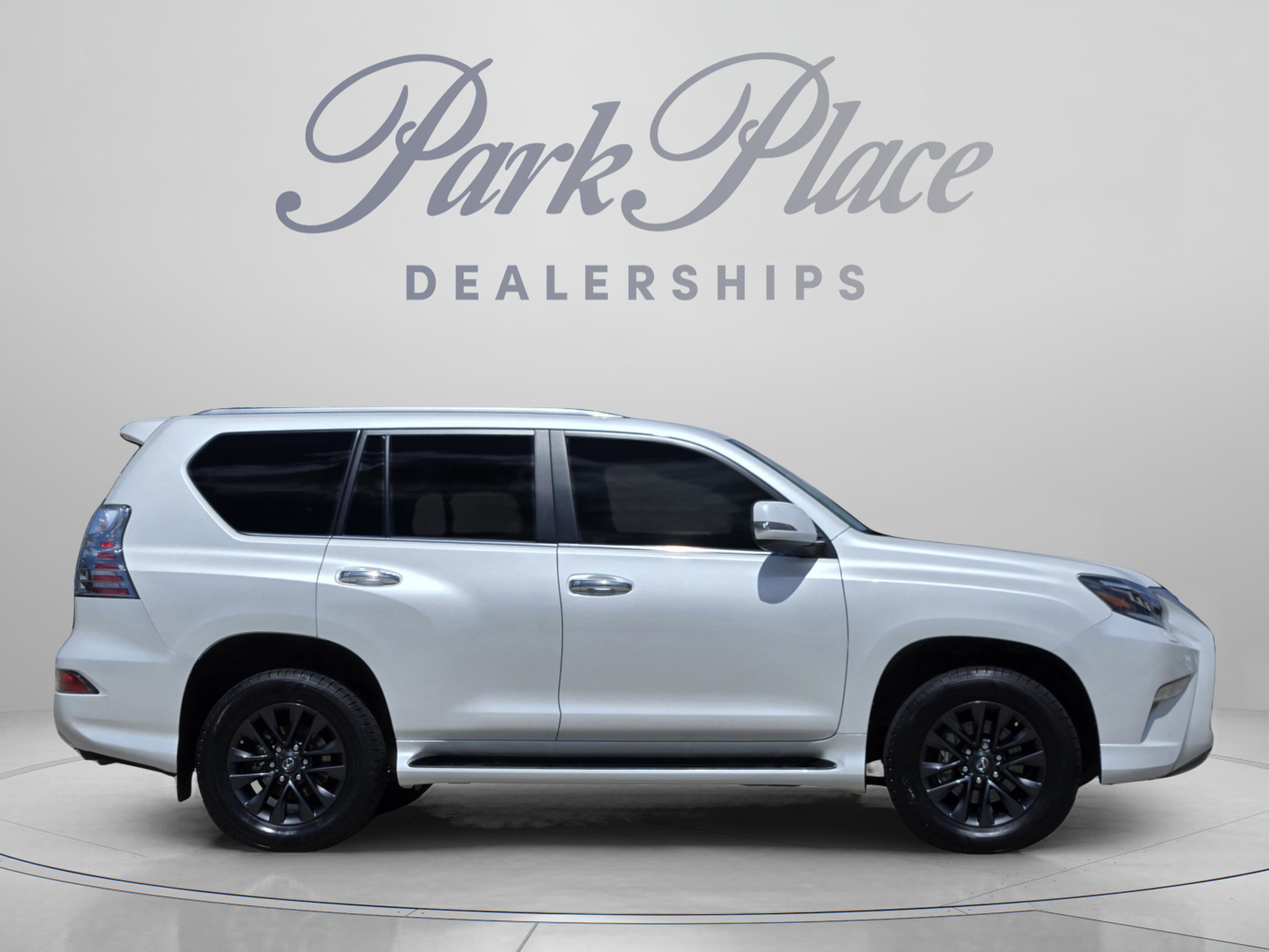 Used 2023 Lexus GX 460 Premium w/ Premium Package AWD/4WD image 6