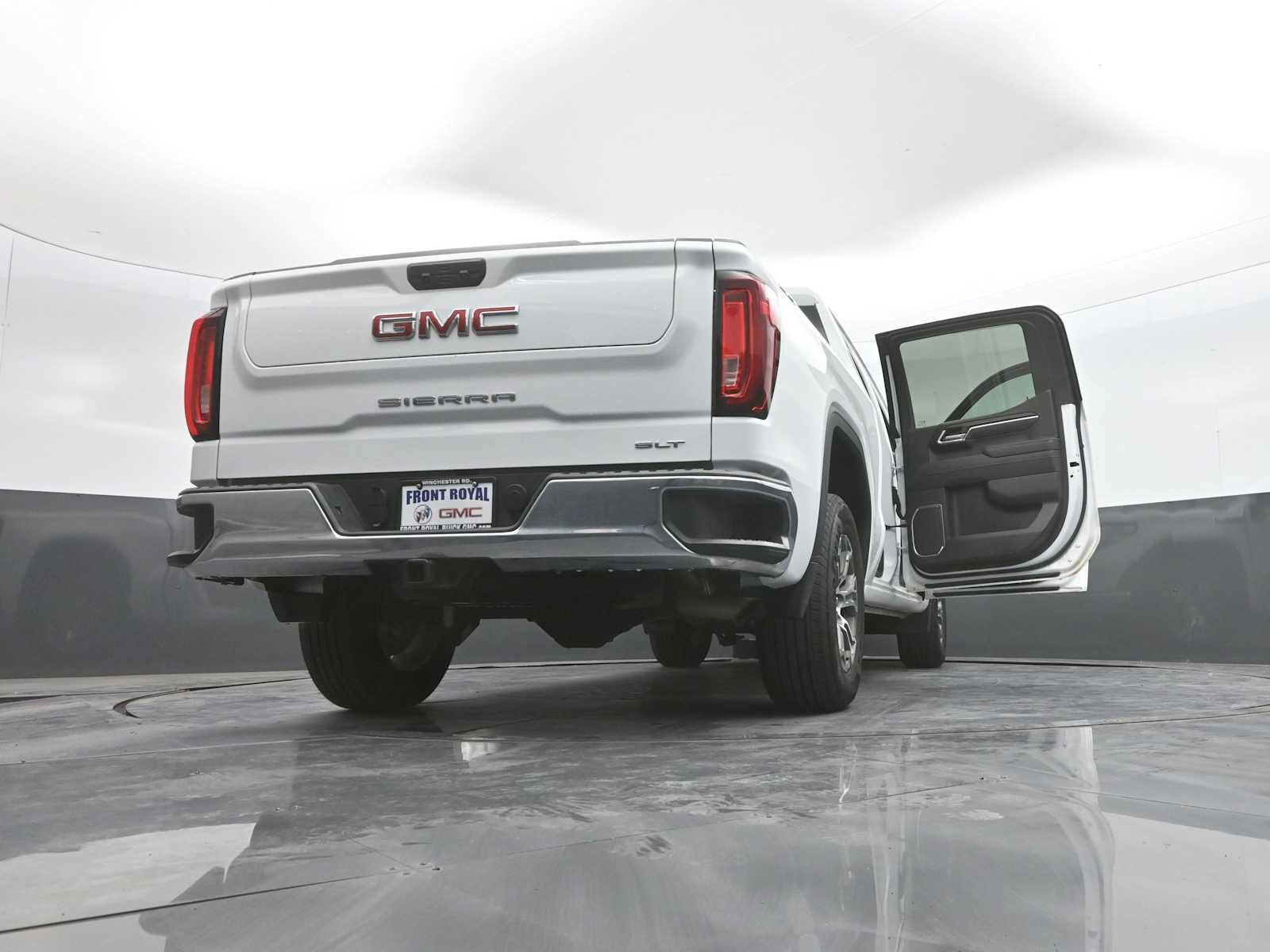 Used 2025 GMC Sierra 1500 SLT AWD/4WD image 57