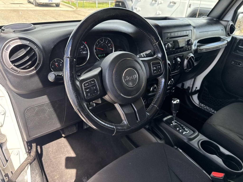 Used 2018 Jeep Wrangler Unlimited Sport S image 19
