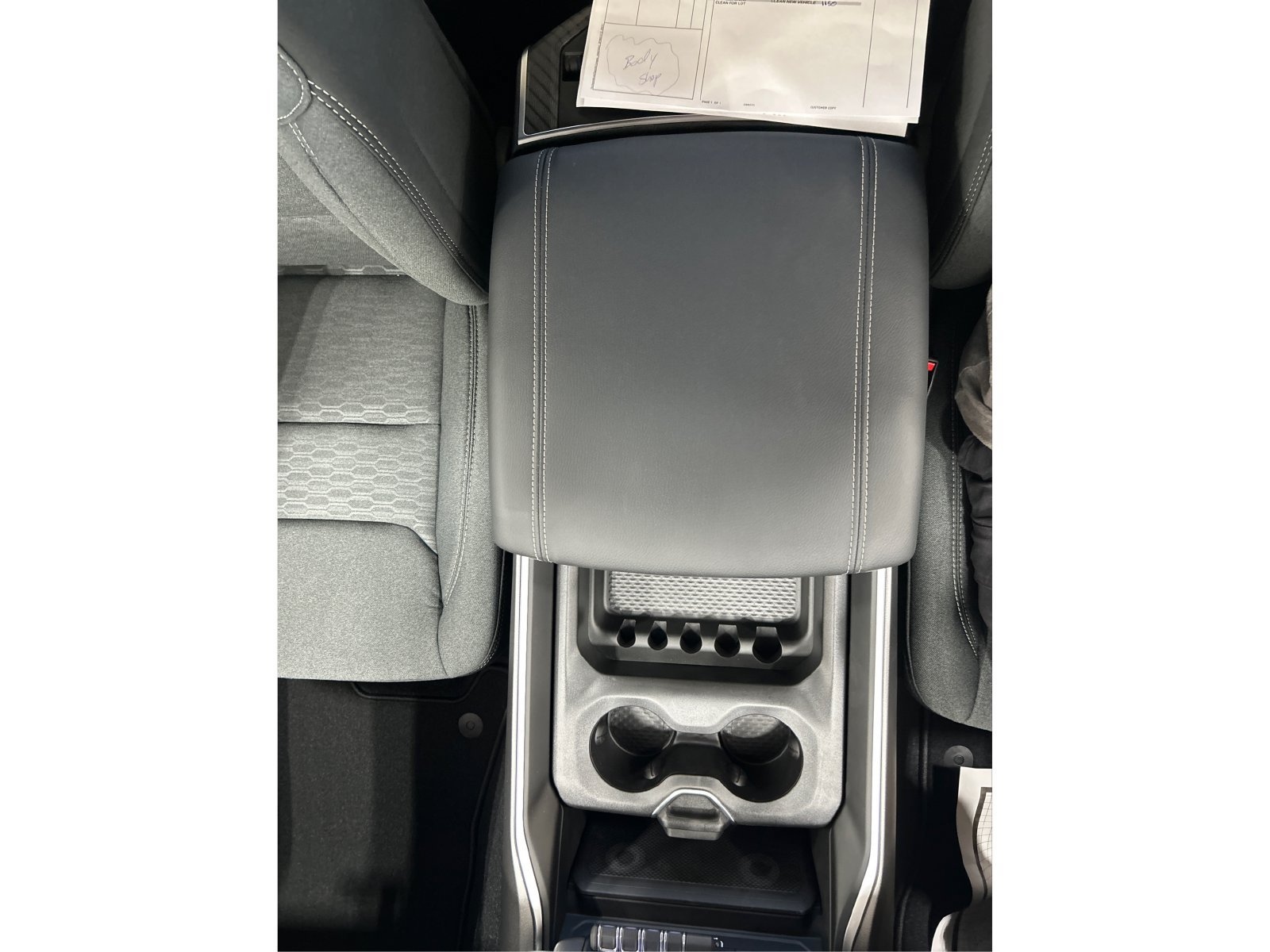 New 2026 RAM 1500 Express AWD/4WD image 13