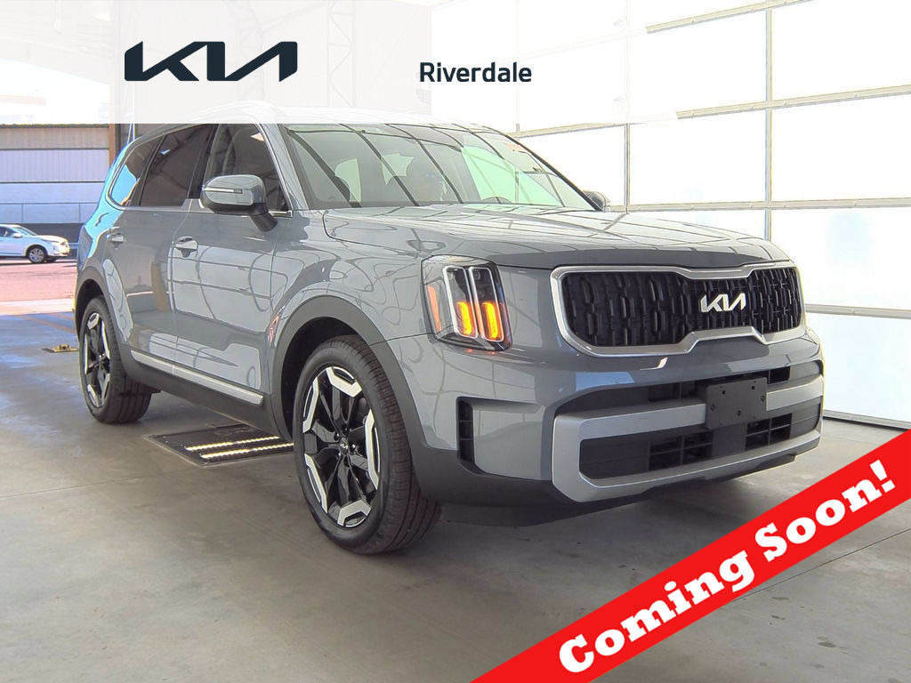Used 2024 Kia Telluride EX