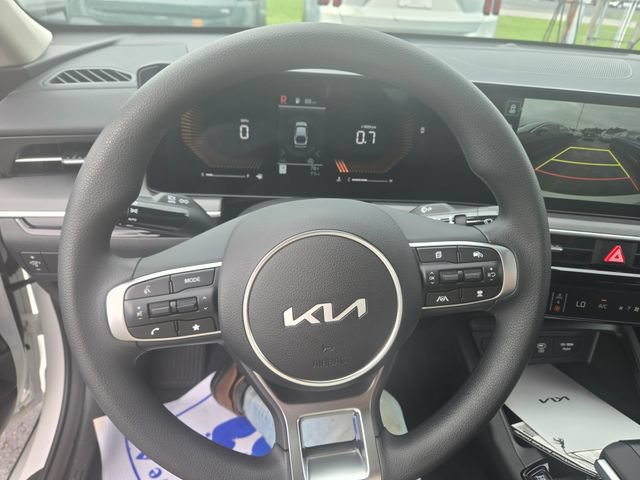 New 2026 Kia K5 LXS FWD image 16