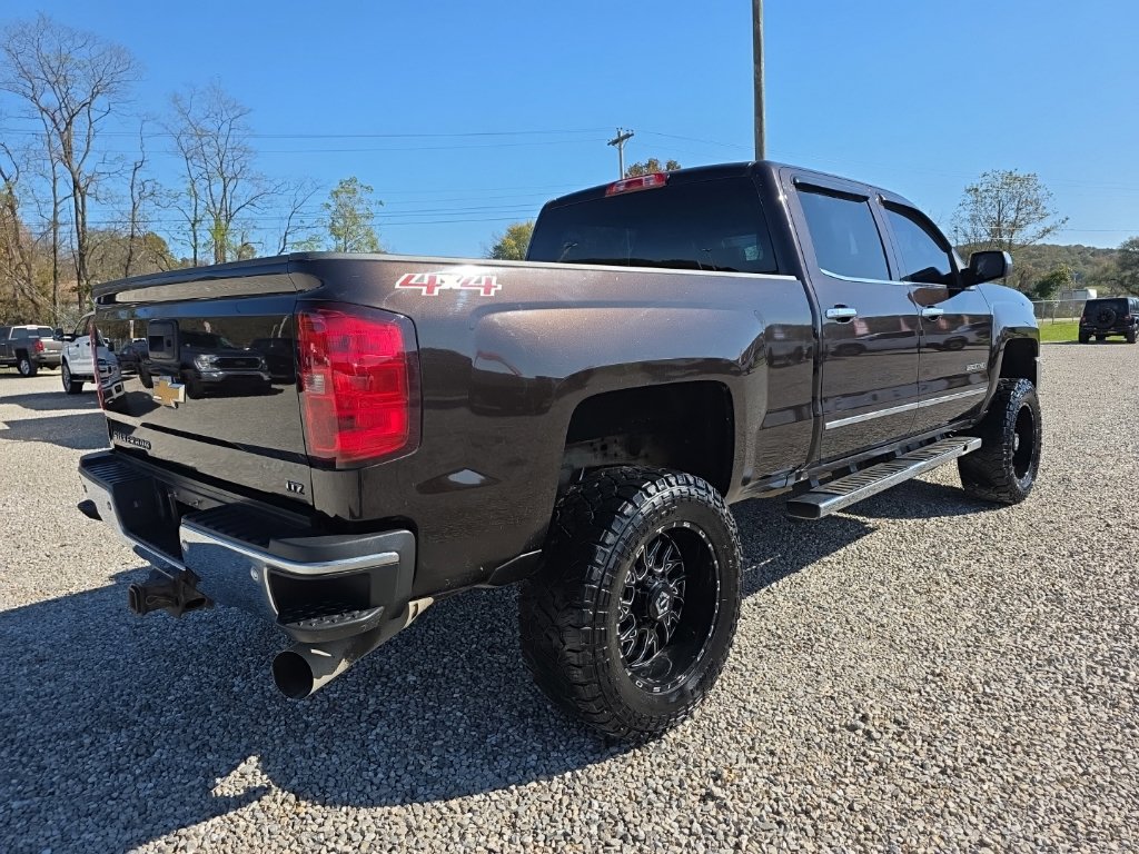 Used 2019 Chevrolet Silverado 2500 LTZ w/ Duramax Plus Package AWD/4WD image 6